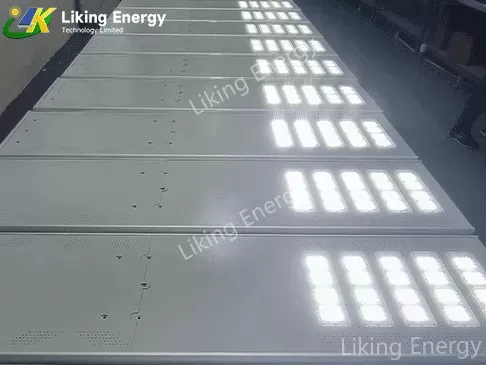 all-in-one-solar-street-light-factory.jpg