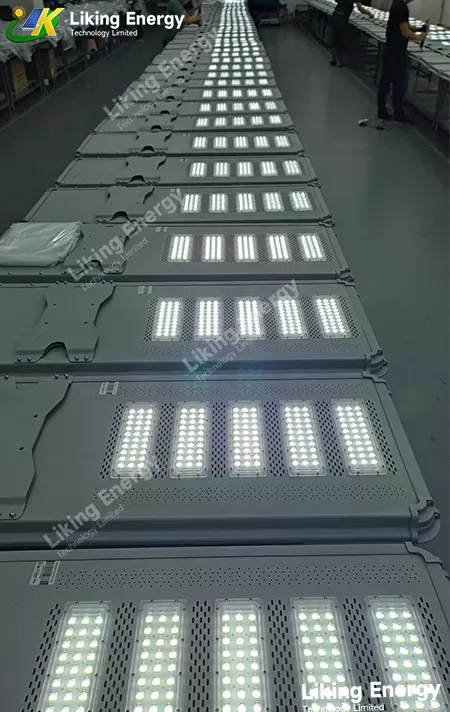 Memberikan Anda solusi penerangan jalan tenaga surya khusus