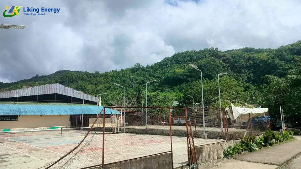 Apa perbedaan antara lampu jalan surya terintegrasi dan jenis terpisah? Yang mana lebih baik?